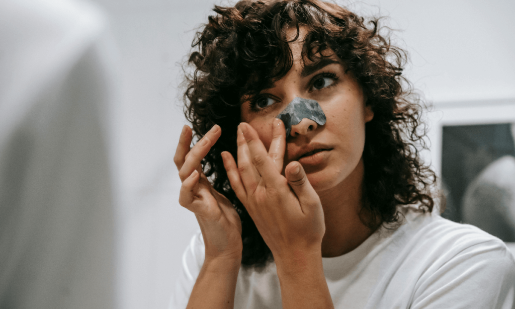 How to remove a Blackhead that won't come out